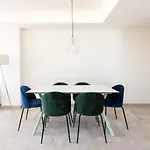 Green Infinity Luxury Apartment By Ghr Rentals