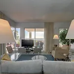 Apartment Boulevard 304