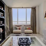 Penthouse Boulevard 401