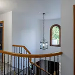 Tadawn Literary B&B