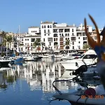 Luxury 2-Bedrooms & Bathrooms Estepona Apartment