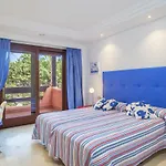 High Standard Beach Front Apartment