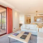 Bahía Beach Apartments Estepona