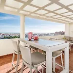 Pdm - Elegant Apartment With Breathtaking Sea View