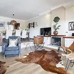 Mb-Spacious Townhouse With Private Pool