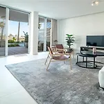 Te- Luxury Resort, Front Line Beach, Families Only