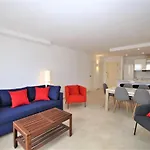 -Frontline- Large, 1St Floor Modern Apartment-Puerto Paraiso