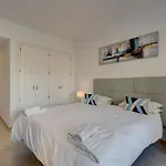 El Campanario Apartment - Pool View