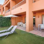 Nice Apartment In Benahavs With 2 Bedrooms, Wifi And Swimming Pool