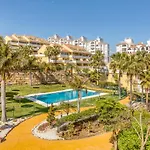 Hanami Puerto Alto Estepona Pa 4-2