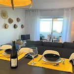 Gibraltar View Apartment - Marina Bay