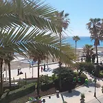 Apartamento Frente A La Playa Piso 3