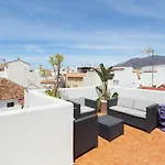 Enjoy Estepona At Our Fully Equipped 2Br Town House, Beach- 1Min