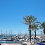Apartamento A 150 Metros De La Playa Y Del Puerto Deportivo