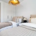Ov- Stunning Flat In Relaxing Resort, Gym