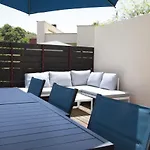 Private Pool Luxurious Villa With Mountain Views