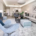 Inf33K- Stunning City Apartment Close To Beaches