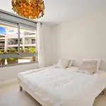 Vanian Gardens Apartment