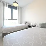 Modern 3 Bedroom Apartment