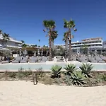 Theedgebythesea Seahorse