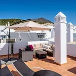 Stunning Penthouse On Golf Course With Sea Views