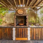 Villa Con Piscina Cerca De La Playa