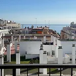 Centrico Atico Vintage Con Vistas Al Mar En Estepona - Lazaga 7B