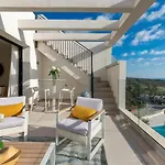 Hermoso Penthouse Anne E Manu
