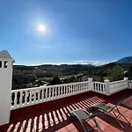 Villa 5 Beds With Private Pool Near Estepona - 5007