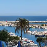 Estepona Marina With Sea Views, Pool And Parking