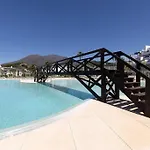 2 Bed Apartment At Estepona Hills With Great Sea Views!