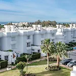Andalusian Elegance Apartment In El Paraiso With 360 Views Over Sea And Mountains