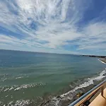 Noctua Beach Front Estepona 002