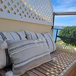 Noctua Beach Front Estepona 002