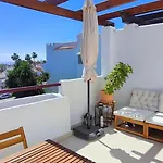 Unique & Fashionable 3 Bedroom Holiday Home - Views