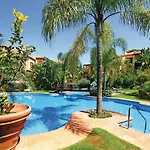 Beautiful Apartment In Estepona With 3 Bedrooms, Outdoor Swimming Pool And Swimming Pool