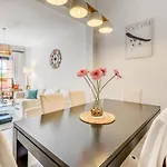 Deluxe Relax Apartment With Pool