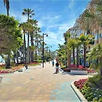 Estepona Town Apartment Anila