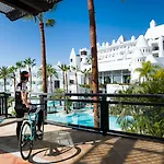 H10 Estepona Palace