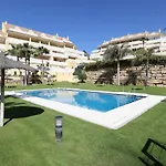 Spacious Apartment Puerto Alto
