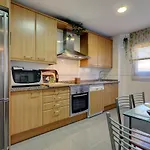 Fairytale Hacienda Del Sol 3 Bedroom Holiday Flat