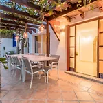 Arcadia - Avenida 28 De Las Adelfas 29680 Estepona, Malaga