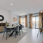 Luxurious Apartment At Estepona Hills With Stunning Views