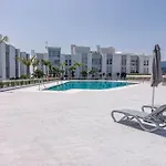 Perfect 3 Bed Apt In Le Mirage With Seaview Rdr313