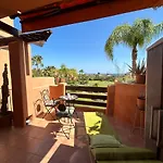 Sotoserena Pools & Tropical Garden Apartment With Sea View