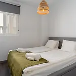 Central Apartment With Big Roof Terrace