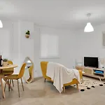 Bonito Apartamento Estilo Nordico Boho En Estepona - Sierra Estepona