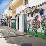 Seaclub Suites Estepona By Roomservices