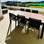Penthouse Moderne Et Cosy Pour Vos Vacances Accessible A Pied Depuis La Plage