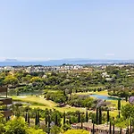 Mediterranean Swing - Acosta 8 Apartment
